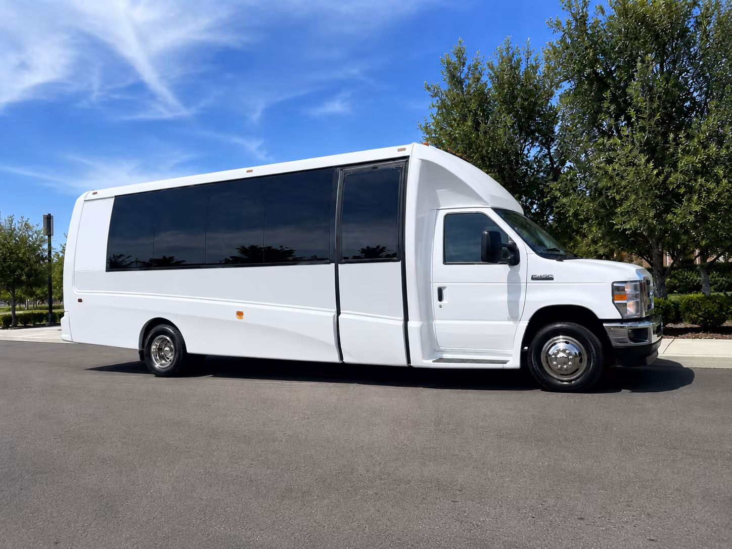 Fort Lauderdale Airport Shuttle & Transportation party bus exterior