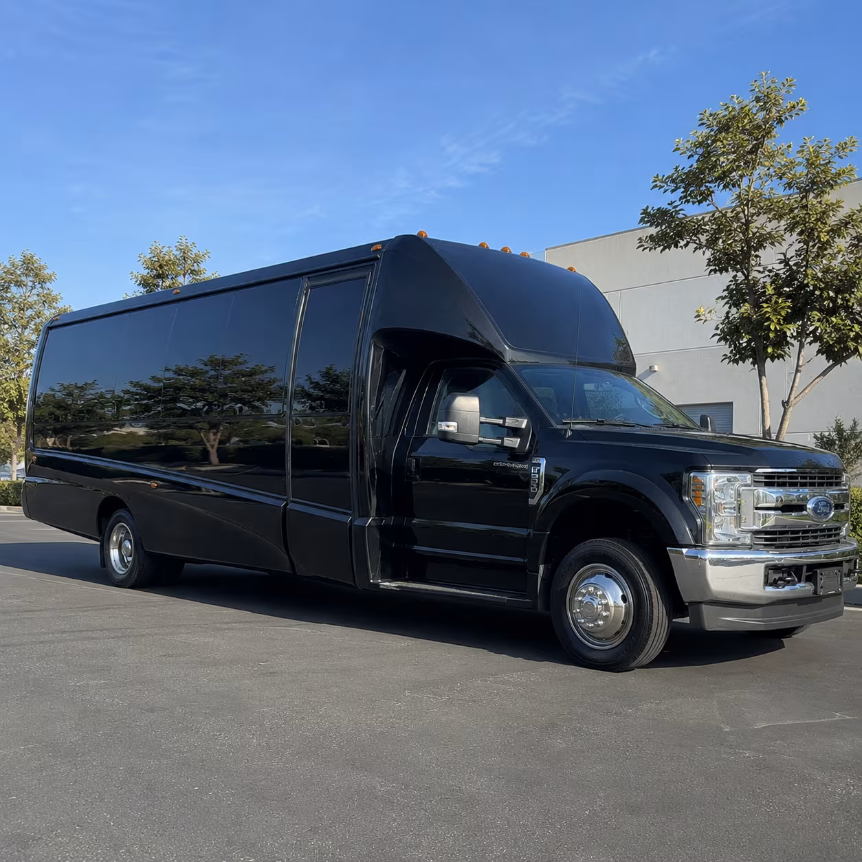 Fort Lauderdale Birthday, Sweet 16, & Quinceañera Transportation pickup coordination
