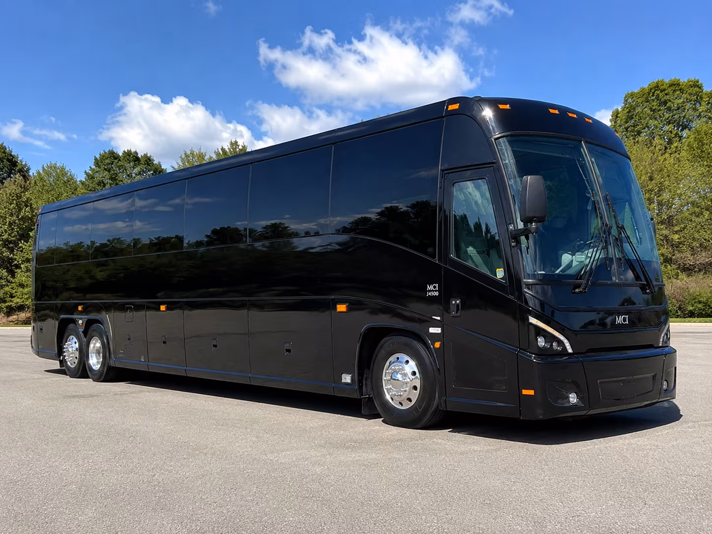 Fort Lauderdale Corporate Transportation party bus exterior