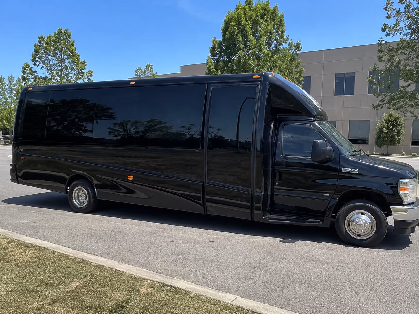 Hollywood Party Bus Rental